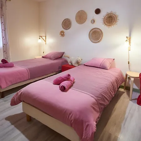 Domaine - Vignoble - Jacuzzi - Sauna - 14 A 18 Pers * Roquetaillade