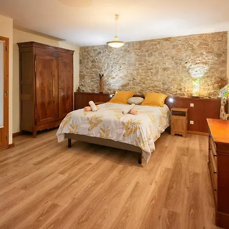 Willa Domaine-vignoble-piscine-jacuzzi-sauna *