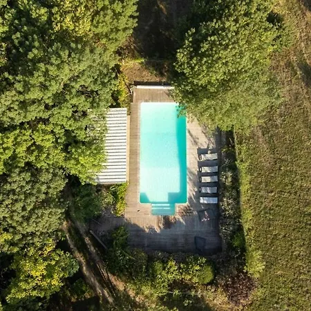Domaine-vignoble-piscine-jacuzzi-sauna