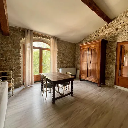 Willa Domaine-vignoble-piscine-jacuzzi-sauna