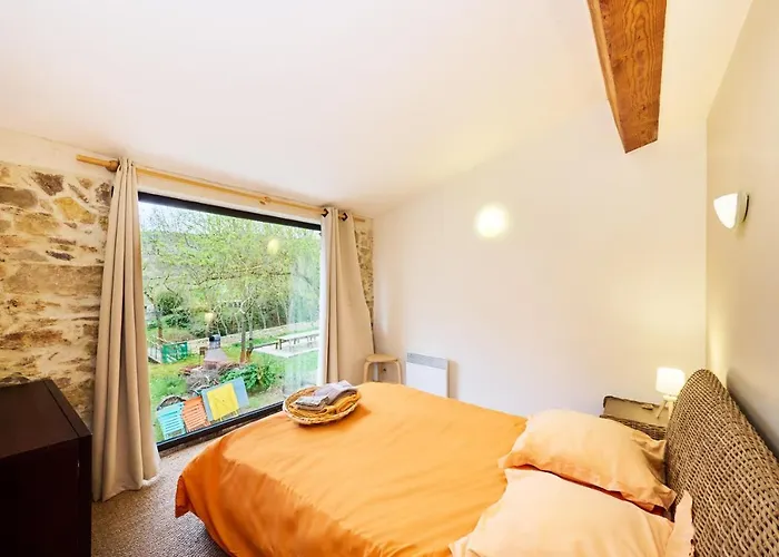 Domaine - Vignoble - Jacuzzi - Sauna - 14 A 18 Pers Roquetaillade