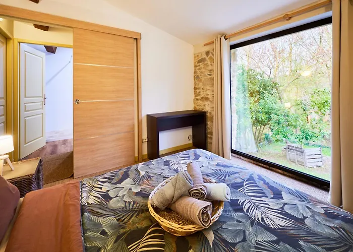Domaine - Vignoble - Jacuzzi - Sauna - 14 A 18 Pers